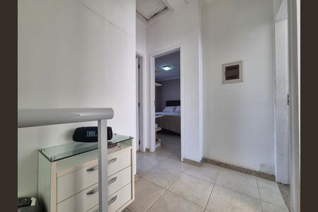 Casa de condomínio para alugar com 220m², 3 quartos e 3 vagas