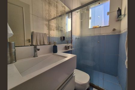 Casa de condomínio para alugar com 220m², 3 quartos e 3 vagas