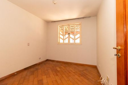 Casa à venda com 216m², 3 quartos e 4 vagasQuarto 3