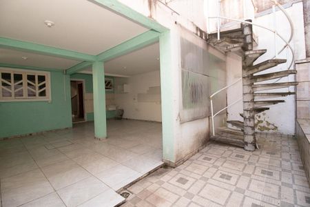 Casa à venda com 216m², 3 quartos e 4 vagasÁrea comum