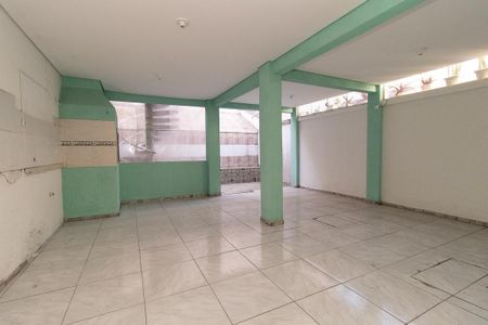 Casa à venda com 216m², 3 quartos e 4 vagasÁrea comum