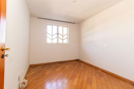 Quarto 1 de casa à venda com 3 quartos, 216m² em Guabirotuba, Curitiba