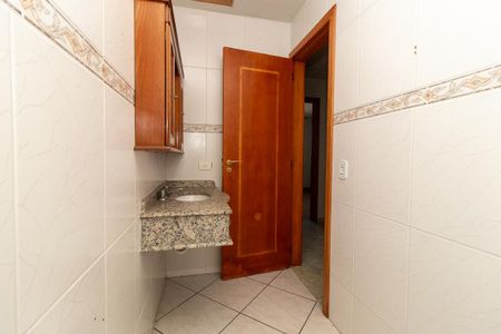 Casa à venda com 216m², 3 quartos e 4 vagasBanheiro Social