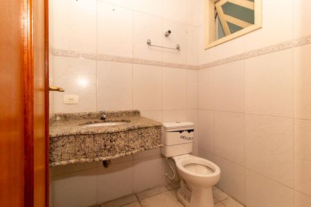 Casa à venda com 216m², 3 quartos e 4 vagasLavabo