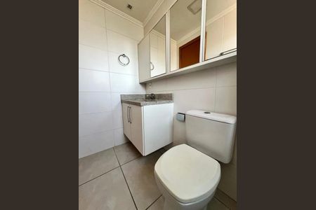 Apartamento para alugar com 64m², 2 quartos e 2 vagasBanheiro 2