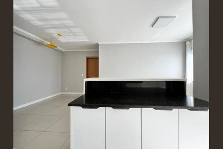 Cozinha de apartamento para alugar com 2 quartos, 64m² em Menino Deus, Porto Alegre