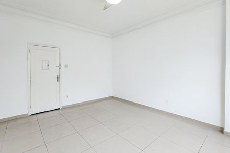 Apartamento para alugar com 120m², 3 quartos e sem vaga Apartamento para alugar com 120m², 3 quartos e sem vagaSala