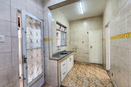 Apartamento para alugar com 120m², 3 quartos e sem vaga Apartamento para alugar com 120m², 3 quartos e sem vagaCozinha