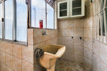 Apartamento para alugar com 120m², 3 quartos e sem vaga Apartamento para alugar com 120m², 3 quartos e sem vagaÁrea de Serviço