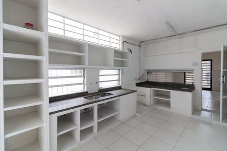 Casa para alugar com 612m², 5 quartos e 8 vagasCozinha