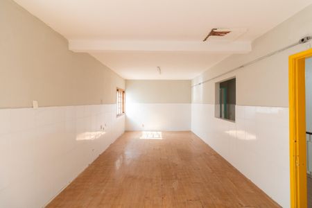 Casa para alugar com 612m², 5 quartos e 8 vagasQuarto 2
