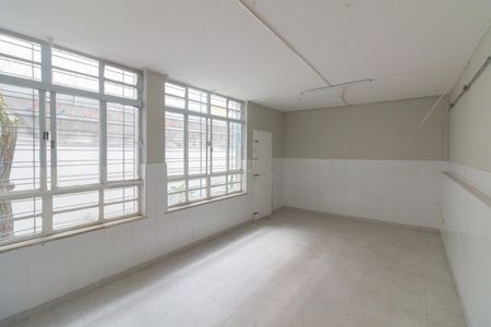 Casa para alugar com 612m², 5 quartos e 8 vagasSala