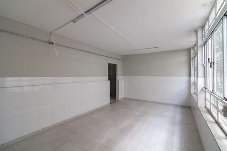 Casa para alugar com 612m², 5 quartos e 8 vagasSala
