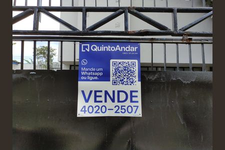 Casa para alugar com 612m², 5 quartos e 8 vagasPlaca do QuintoAndar código NYAQ-224