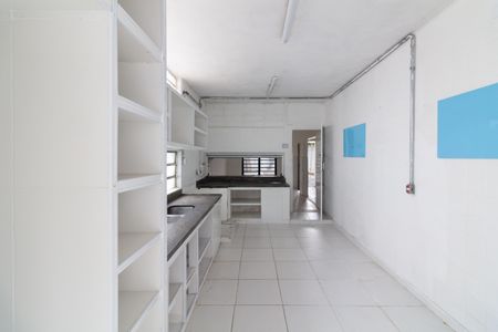 Casa para alugar com 612m², 5 quartos e 8 vagasCozinha