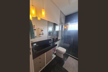 Casa à venda com 272m², 4 quartos e sem vaga