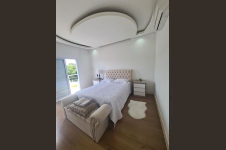 Casa à venda com 4 quartos, 272m² em Swiss Park, Campinas