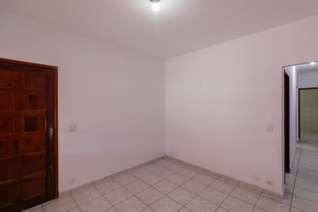 Casa para alugar com 20m², 1 quarto e sem vaga Casa para alugar com 20m², 1 quarto e sem vagaSala