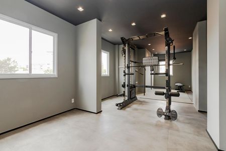 Apartamento à venda com 37m², 2 quartos e sem vaga Apartamento à venda com 37m², 2 quartos e sem vagaAcademia
