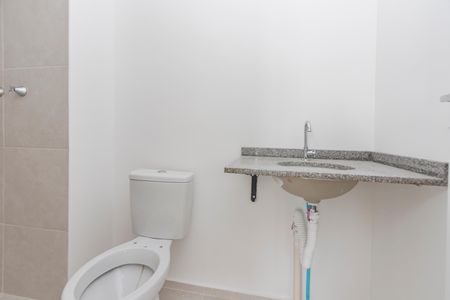 Apartamento à venda com 37m², 2 quartos e sem vaga Apartamento à venda com 37m², 2 quartos e sem vagaBanheiro