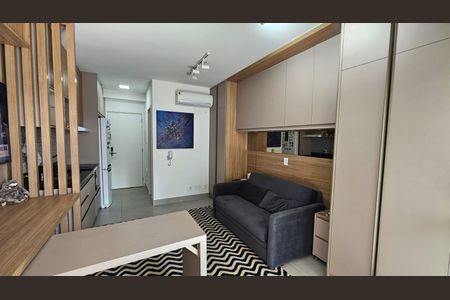 Apartamento à venda com 1 quarto, 25m² em Moema, São Paulo