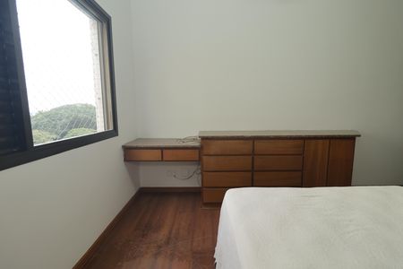 Apartamento à venda com 178m², 3 quartos e 3 vagasSuíte 3