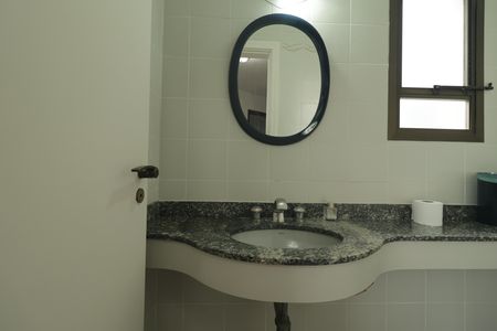 Apartamento à venda com 178m², 3 quartos e 3 vagasLavabo