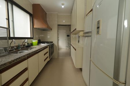 Apartamento à venda com 178m², 3 quartos e 3 vagasCozinha