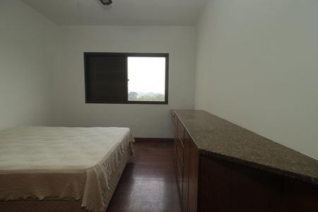 Apartamento à venda com 178m², 3 quartos e 3 vagasSuíte 3