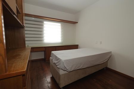 Apartamento à venda com 178m², 3 quartos e 3 vagasSuíte 1
