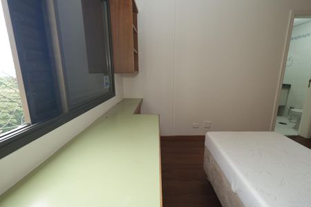 Apartamento à venda com 178m², 3 quartos e 3 vagasSuíte 2