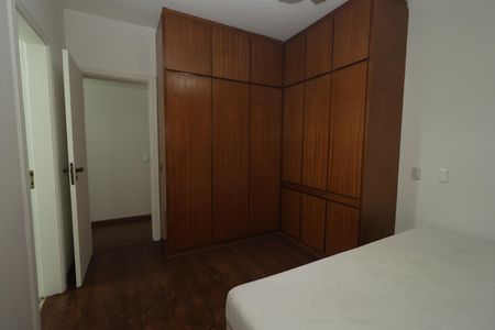 Apartamento à venda com 178m², 3 quartos e 3 vagasSuíte 2
