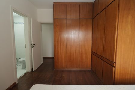 Apartamento à venda com 178m², 3 quartos e 3 vagasSuíte 2