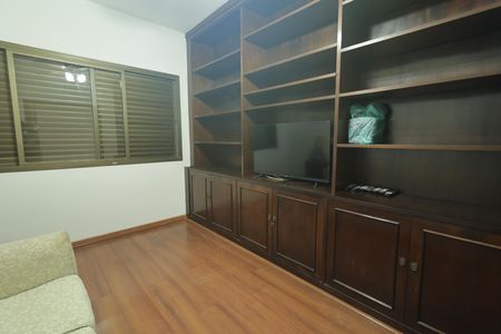 Apartamento à venda com 178m², 3 quartos e 3 vagasSala de TV