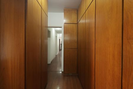 Apartamento à venda com 178m², 3 quartos e 3 vagasCloset da Suíte 3