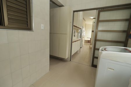 Apartamento à venda com 178m², 3 quartos e 3 vagasÁrea de Serviço