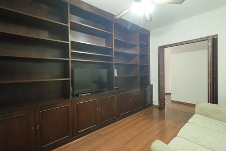 Apartamento à venda com 178m², 3 quartos e 3 vagasSala de TV