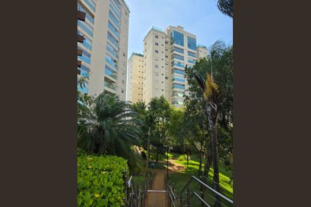 Apartamento à venda com 131m², 3 quartos e 3 vagas