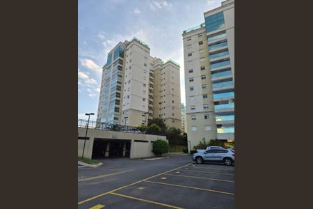 Apartamento à venda com 131m², 3 quartos e 3 vagas