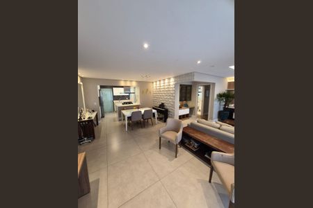 Apartamento à venda com 131m², 3 quartos e 3 vagas