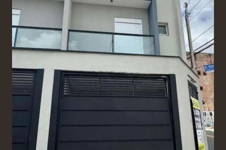 Casa à venda com 90m², 3 quartos e 2 vagas