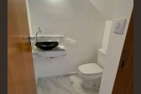 Casa à venda com 3 quartos, 90m² em Vila Ivone, São Paulo
