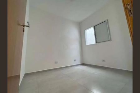 Casa à venda com 3 quartos, 90m² em Vila Ivone, São Paulo