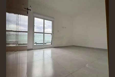 Casa à venda com 3 quartos, 90m² em Vila Ivone, São Paulo