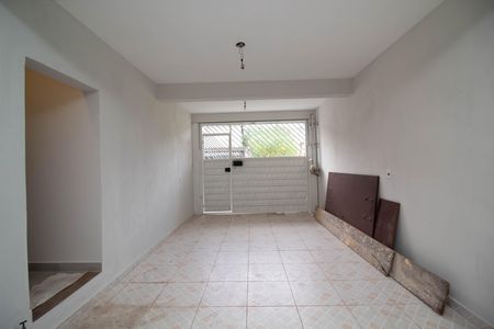 Casa para alugar com 125m², 3 quartos e 1 vaga Casa para alugar com 125m², 3 quartos e 1 vagaGaragem