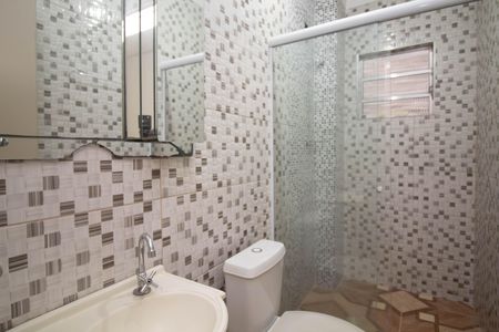 Casa para alugar com 125m², 3 quartos e 1 vaga Casa para alugar com 125m², 3 quartos e 1 vagaBanheiro Social
