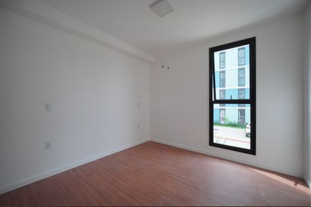 Quarto 2 de apartamento para alugar com 2 quartos, 56m² em Serraria, São José