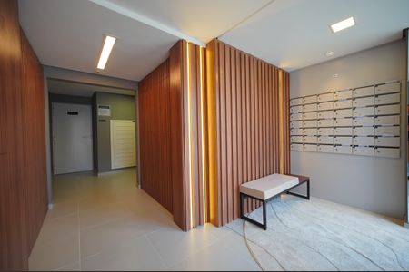 Apartamento para alugar com 56m², 2 quartos e 1 vaga Apartamento para alugar com 56m², 2 quartos e 1 vagaHall de entrada