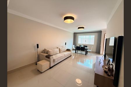 Casa à venda com 3 quartos, 183m² em Santana, São Paulo