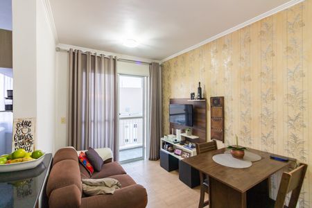 Sala  de apartamento à venda com 2 quartos, 47m² em Santa Maria, Osasco